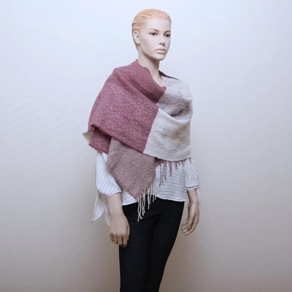Aeropostale Striped‎ Scarf
